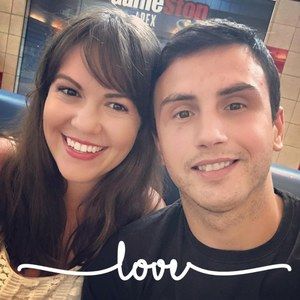 Meet your Posher, Adrianne